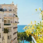 Downtown Cannes Modern 1-Br Apartment