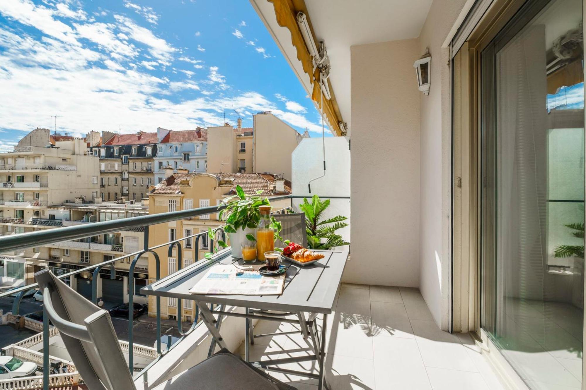 Downtown Modern 1-br * Cannes